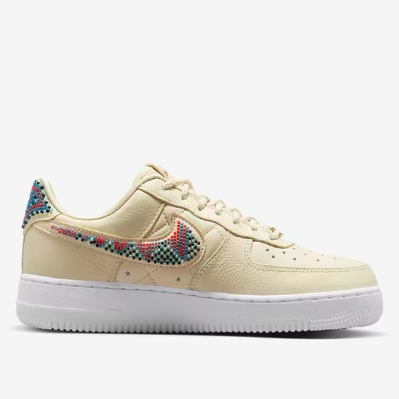 NWT Nike Air Force 1 Low x Premium Goods – Beaded Multicolor – Size 8 - Picture 3 of 11